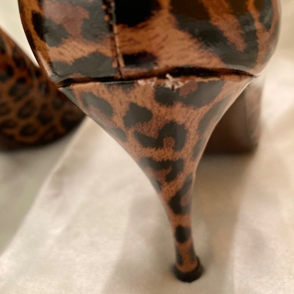 Stuart Weitzman Animal Print Leopard Brown Black Patent Pumps Size 7.5  VGUC - Picture 7 of 14